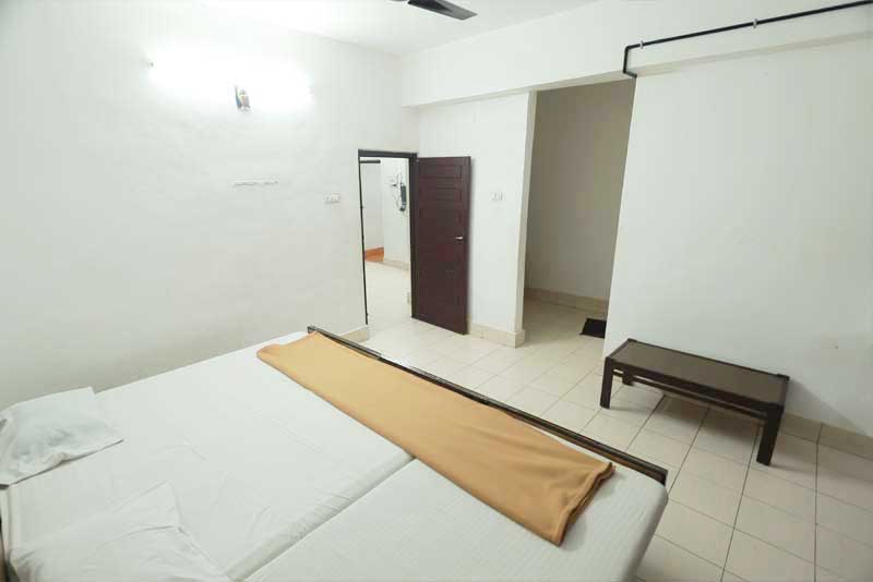 4 Bed Non-AC Room